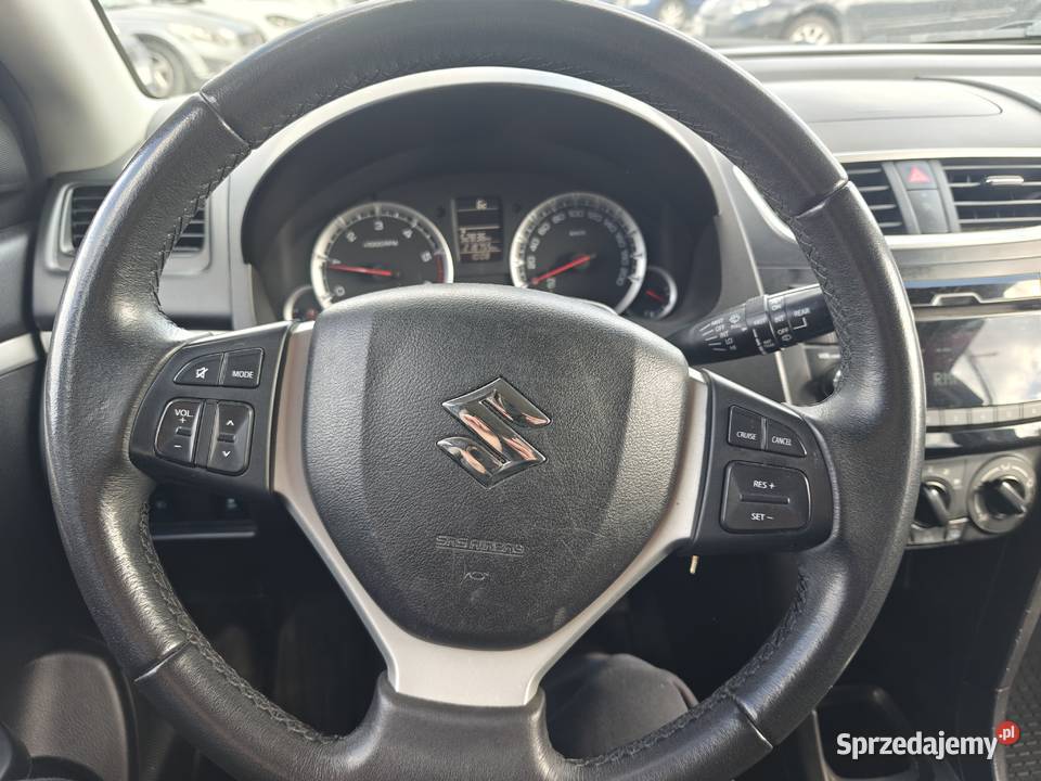 Suzuki Swift klima alufelgi LED tempomat pomorskie Gdańsk