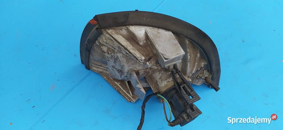 BMW E36 coupe kierunkowskaz migacz prawy Łask