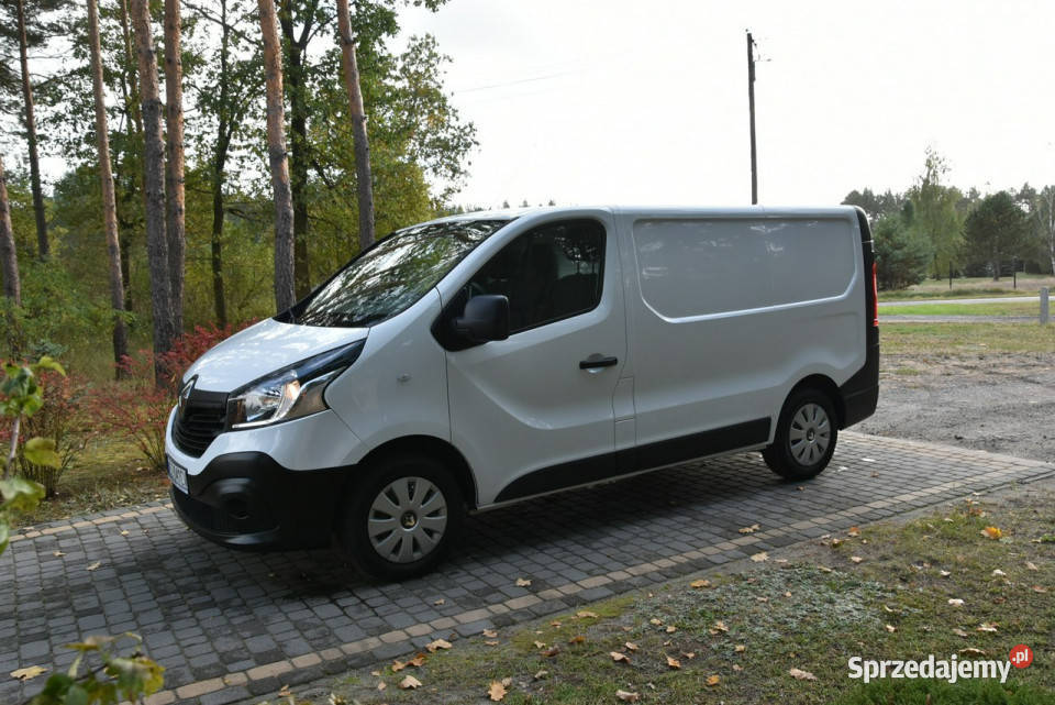 Renault Trafic 16dCi 121 2018r Klima TEMPOMAT welurowa tapicerka Renault Kampinos sprzedam