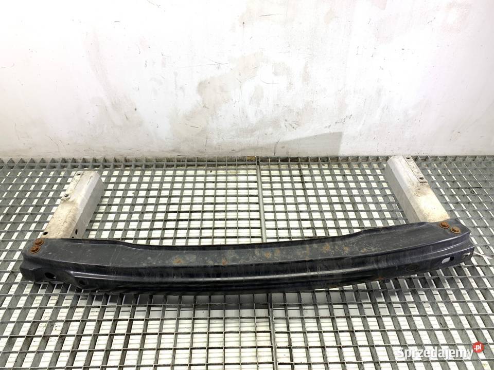 BELKA ZDERZAKA TYŁ AUDI A4 B8 Kombi 0715