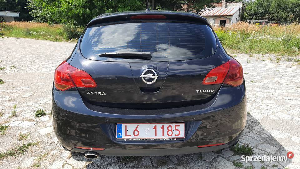 Opel Astra 14 Turbo 140 2010 r Klima Opłacona klimatyzacja Kraśnik