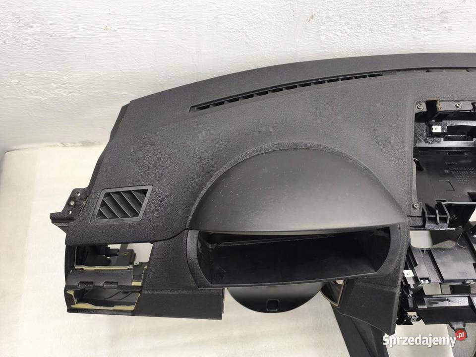 DESKA ROZDZIELCZA MPAKIET BMW X3 E83 393597S osobowe