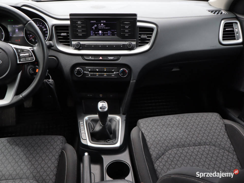 Kia Ceed 16 CRDi MHEV