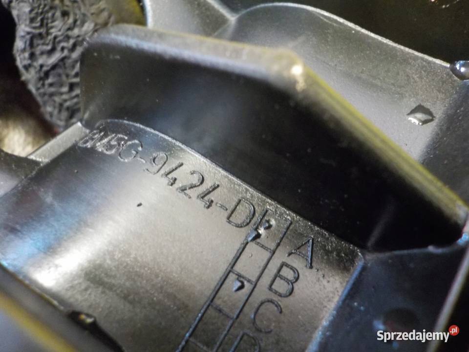 FOCUS MK3 C 16 ECOBOOST 13r 200 JQDB kolektor