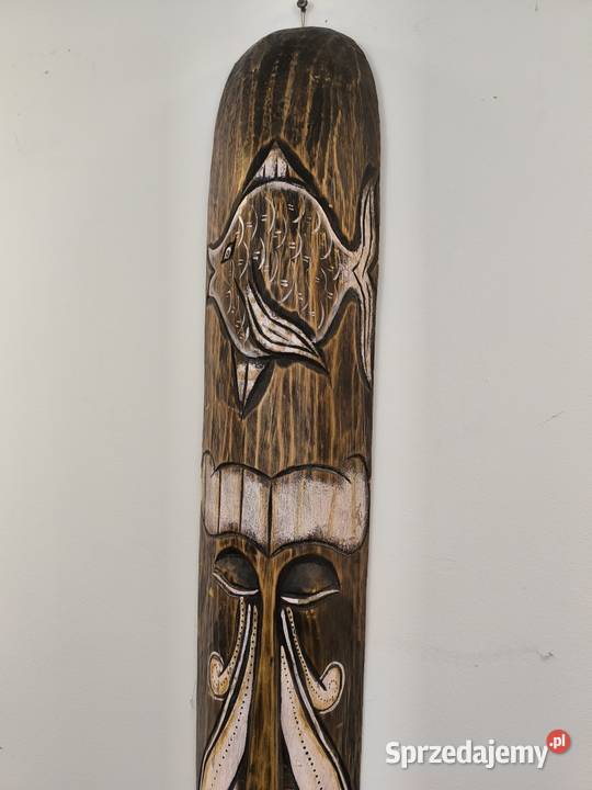 Piękna maska etniczna wisząca Łódź