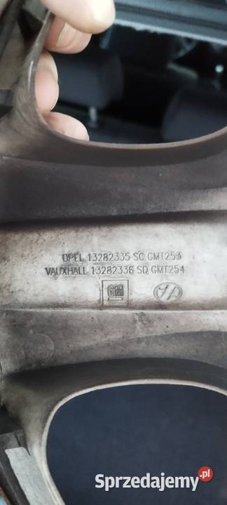 Kołpaki Opel Astra H Meriva 16 oryginał Gliwice