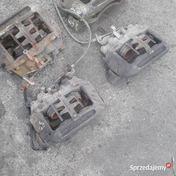 Zacisk hamulcowy mercedes 508 510 609 611 614 Częstochowa sprzedam