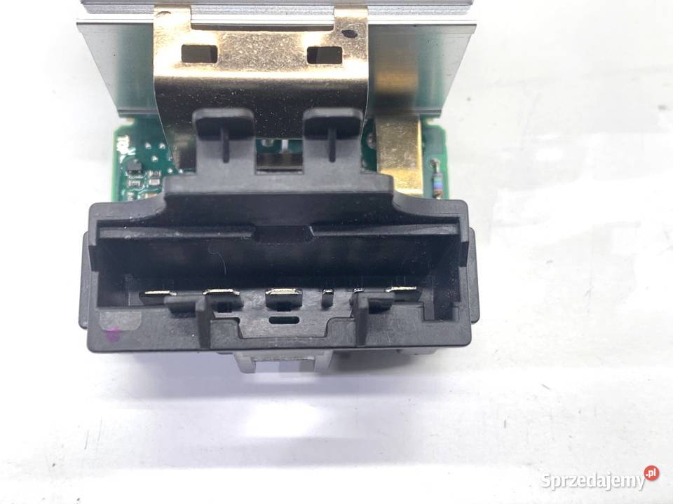 OPORNIK DMUCHAWY POWIETRZA PEUGEOT 2008 I