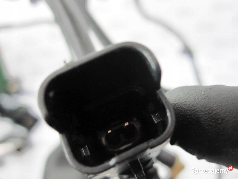 PEUGEOT 3008 16 HDI 9H01 10R 75 przewody paliwa