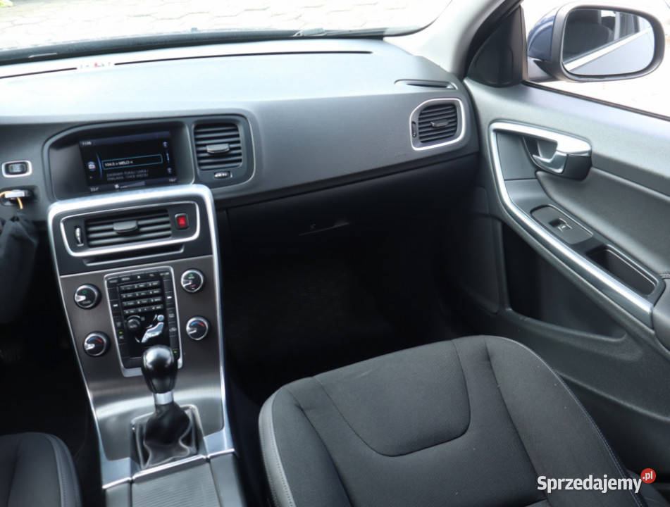 Volvo V60 D2 radio Łódź sprzedam