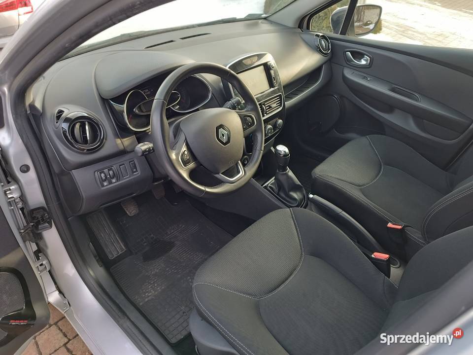 Polski Salon 2020OryginałNaviAndroidVat 23 manualna Częstochowa