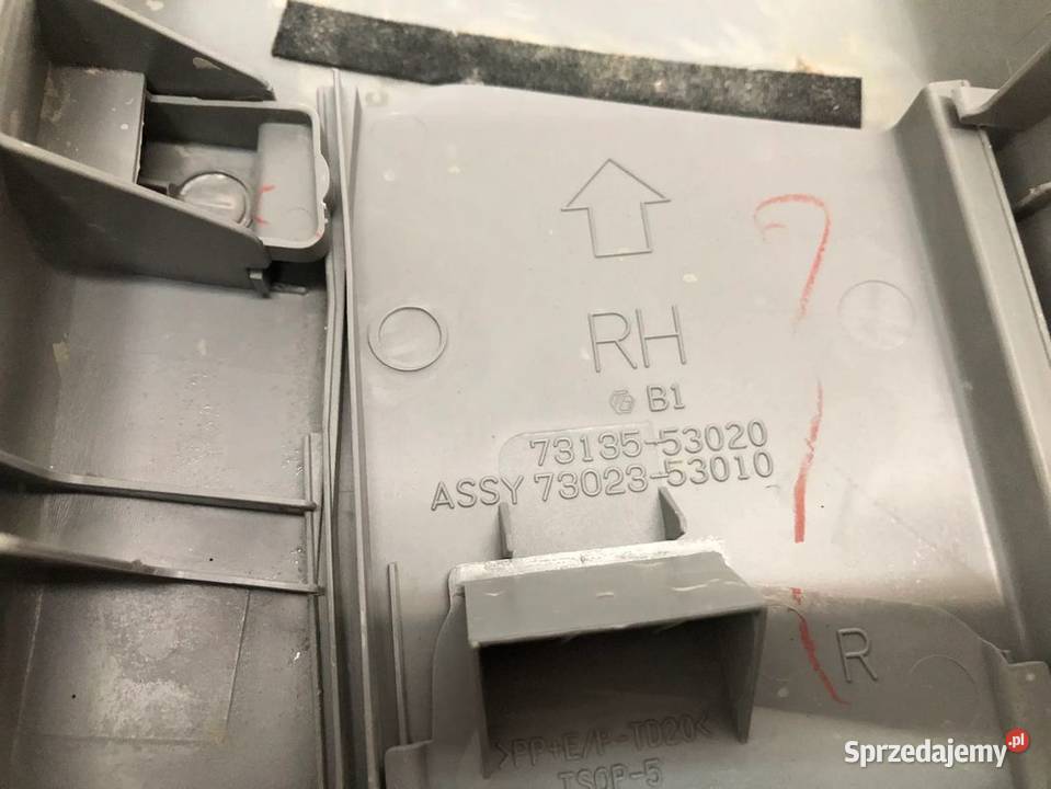 TOYOTA RAV4 III XA30 LIFT 20102012 PLASTIK