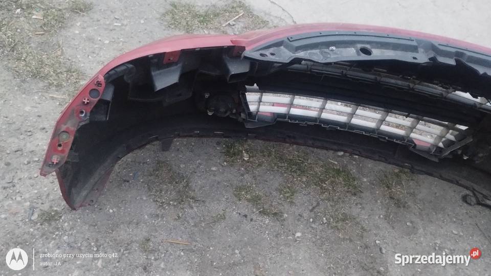 Zderzak przedni Peugeot 207