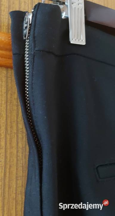 Czarne spodnie Stradivarius Rozmiar 40(L) Ostróda sprzedam