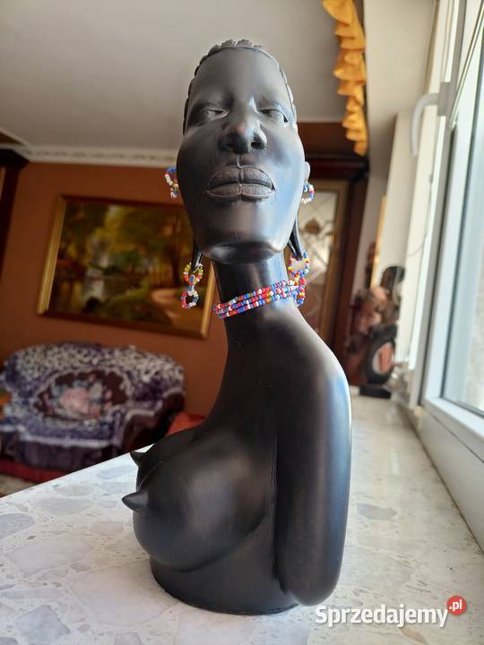 Rzeźba kobieta murzynka popiersie heban podkarpackie Rzeszów
