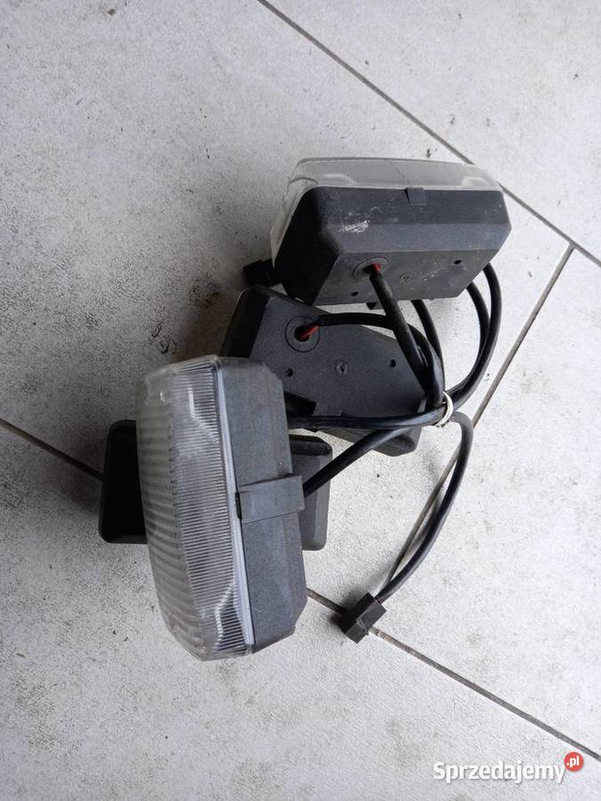 Lampa cofania maluch fiat 126 p Oryginały nowe sprzedam