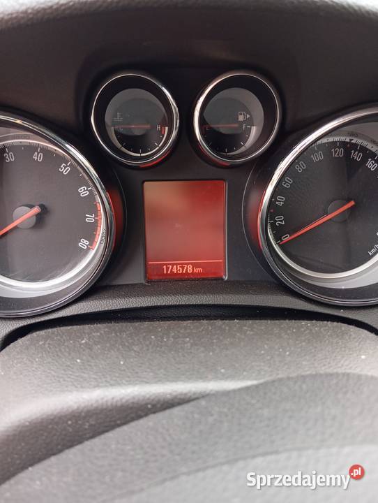 Opel Mokka 14 T benzyna 4x4 bogate wyposażenie Przygodzice