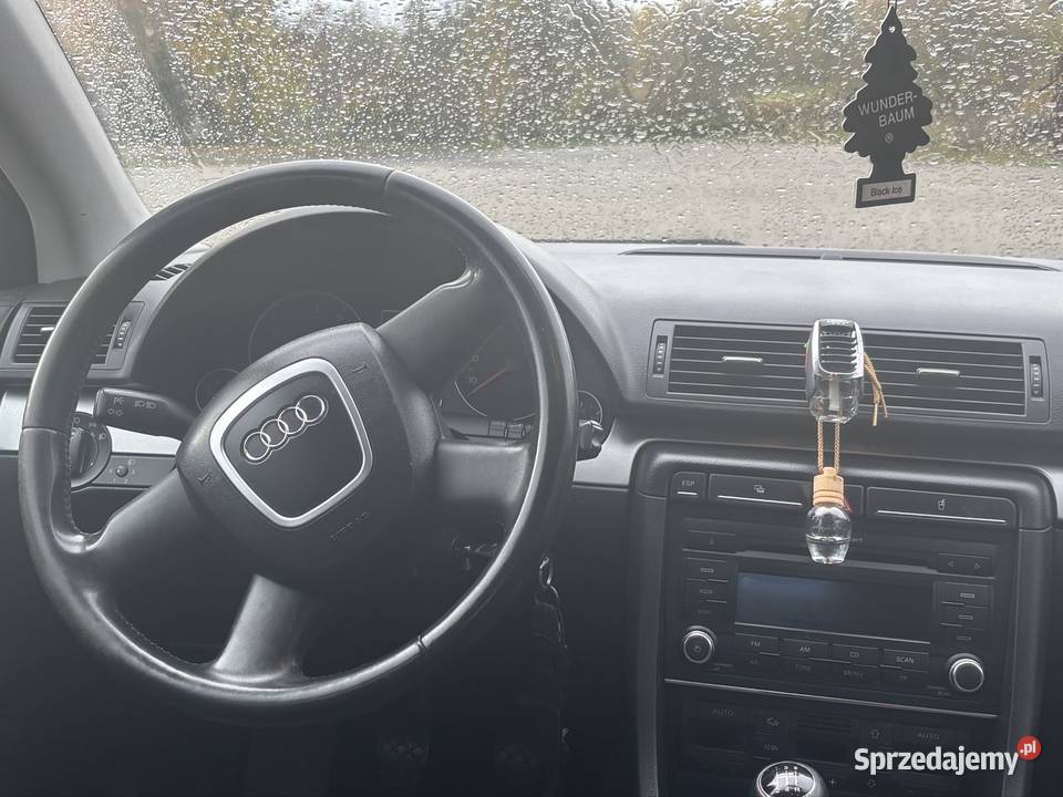 Audi a4 b7 20 benzyna Uchanie