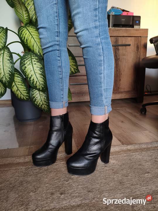 Czarne wysokie botki na platformie czarny Bełżyce