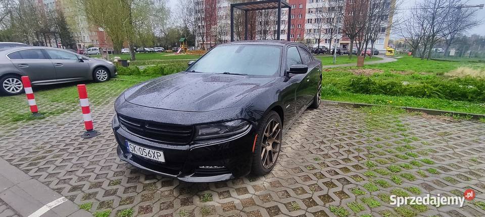 Dodge Charger RT Plus 2018 57 V8 HEMI FV 23 kamera cofania