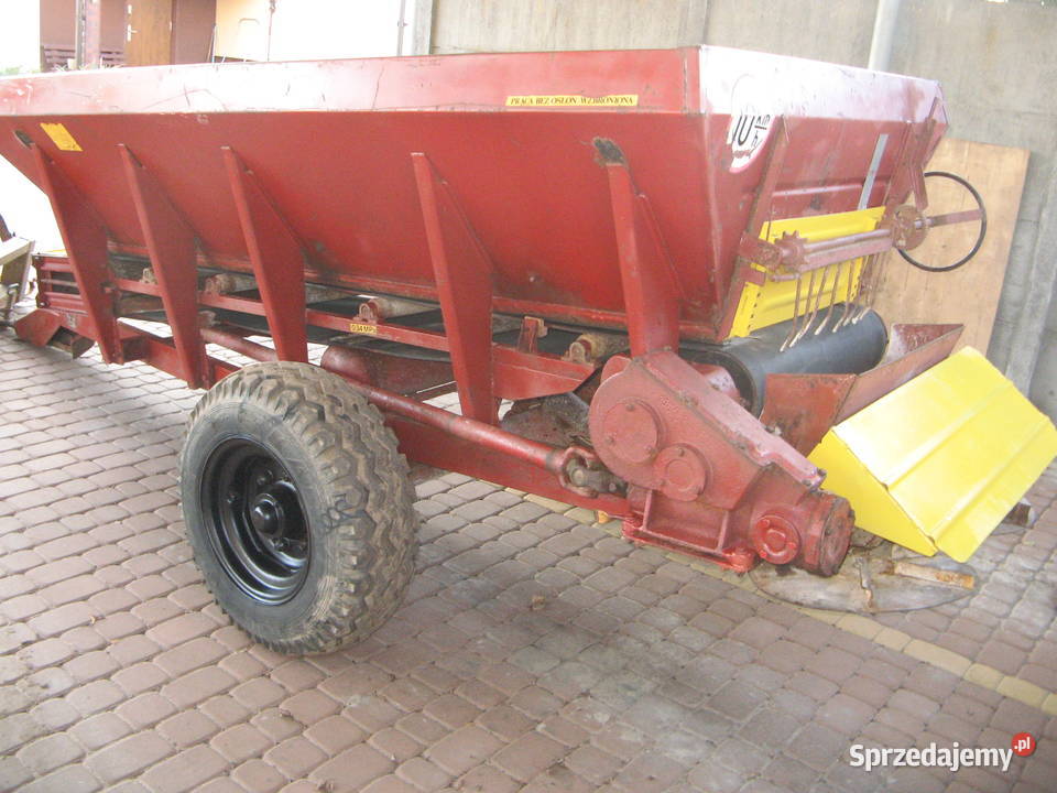 Rozsiewacz RCV 3na wałek nowa taśma w Ryki sprzedam