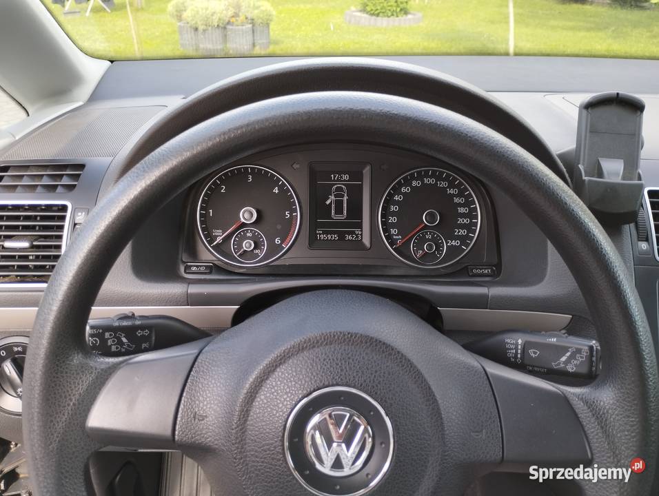 WV Touran 16 TDI Parowa