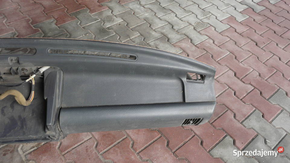 Deska rozdzielcza Monterey Trooper 1993 31 Wyposażenie wnętrza wielkopolskie