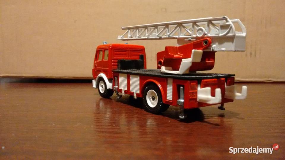 siku 1819 mercedes drabina straż 2501 Zabawki sprzedam