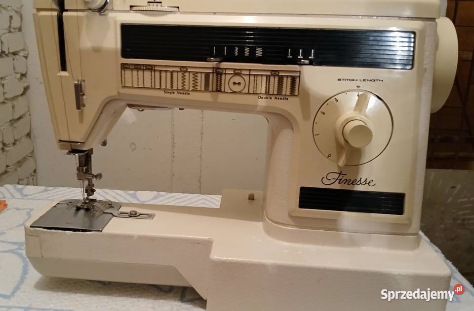 Sprzedam maszynę do szycia Łucznik FINESSE łódzkie Zgierz sprzedam
