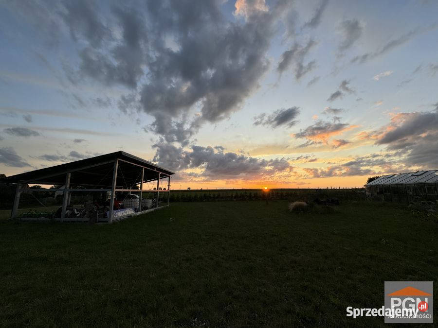 sprzedaży domu wolnostojącego 250m2 wolnostojący Chrząszczewo sprzedam