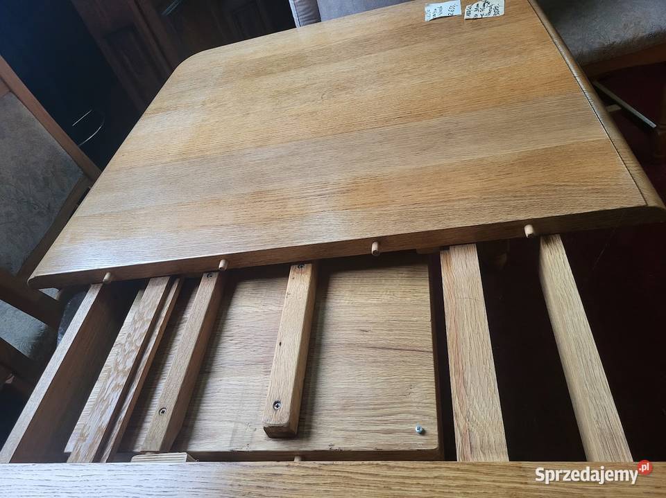 Duży rodzinny stół dębowy z krzesłami z Niemiec Stoły z krzesłami kujawsko-pomorskie