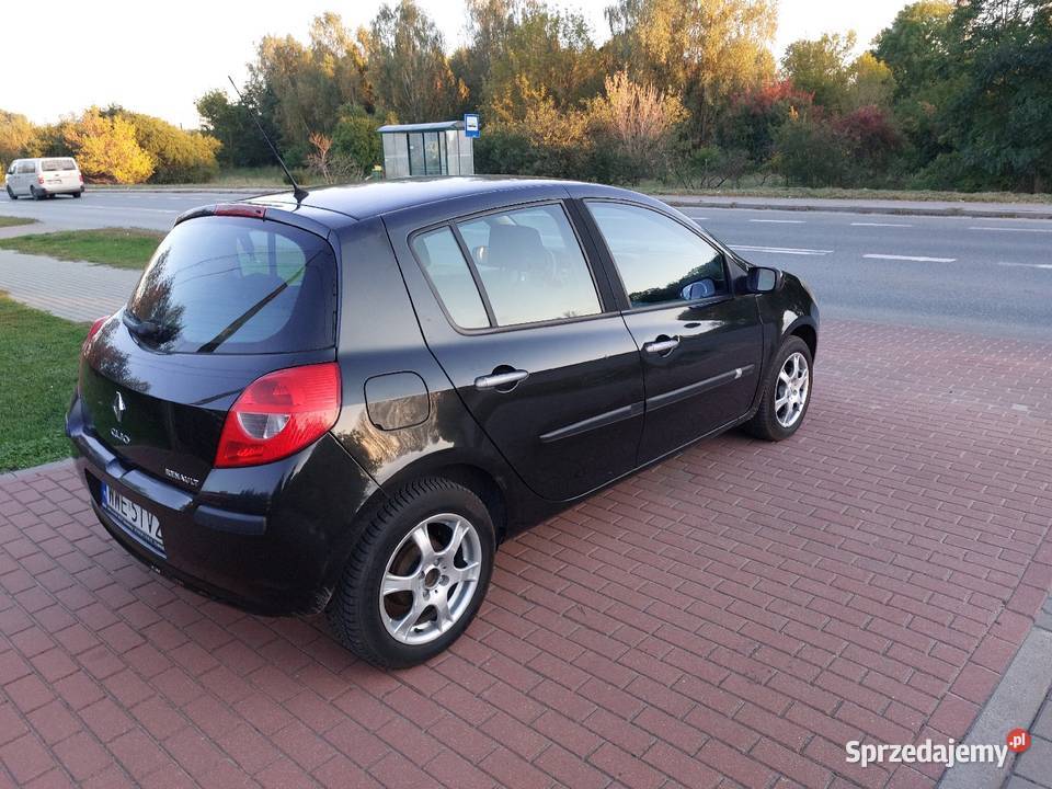 Renault Clio 12 benzyna 4/5 mazowieckie Łochów