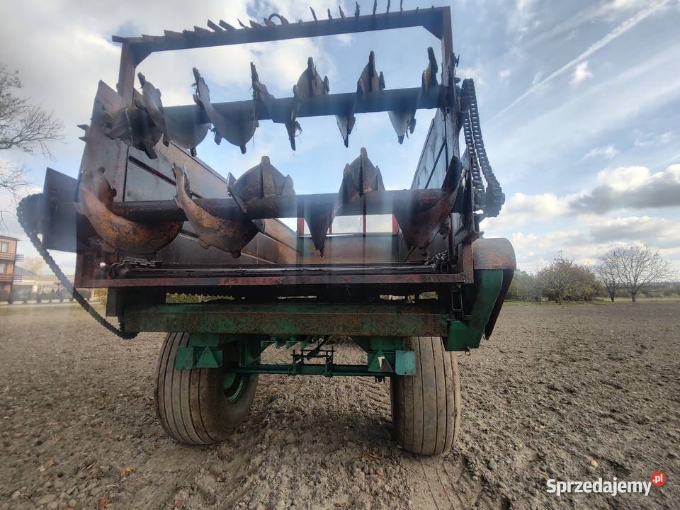 Rozrzutnik obornika nadstawki coutand 8t nieuszkodzony Rozrzutniki obornika Łęczyca sprzedam