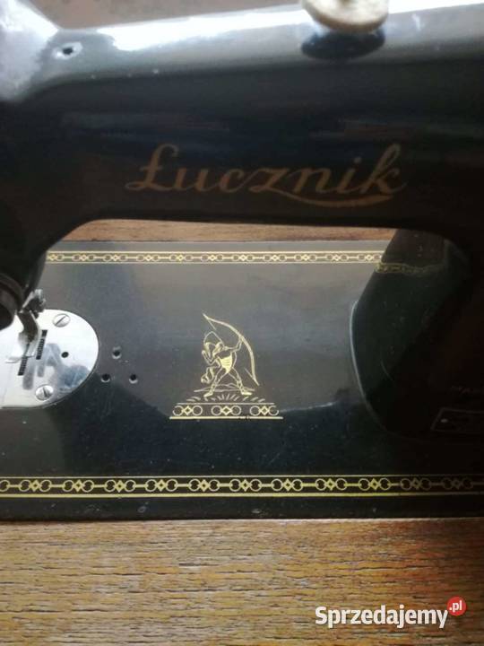 Maszyna do szycia zabytkowa Łucznik KL 82 stół małopolskie Tarnów