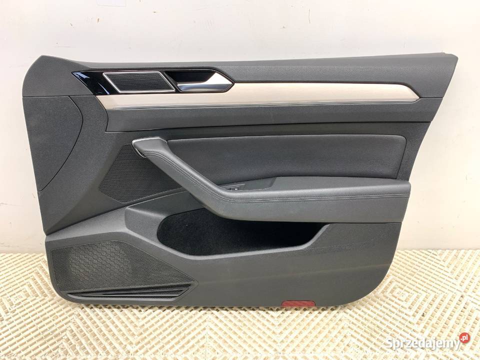 BOCZEK DRZWI PRAWY PRZÓD VW PASSAT B8 Kombi osobowe