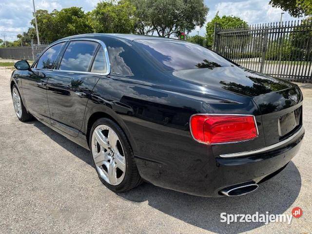 BENTLEY FLYING SPUR produkcji 2015 z USA mazowieckie Warszawa