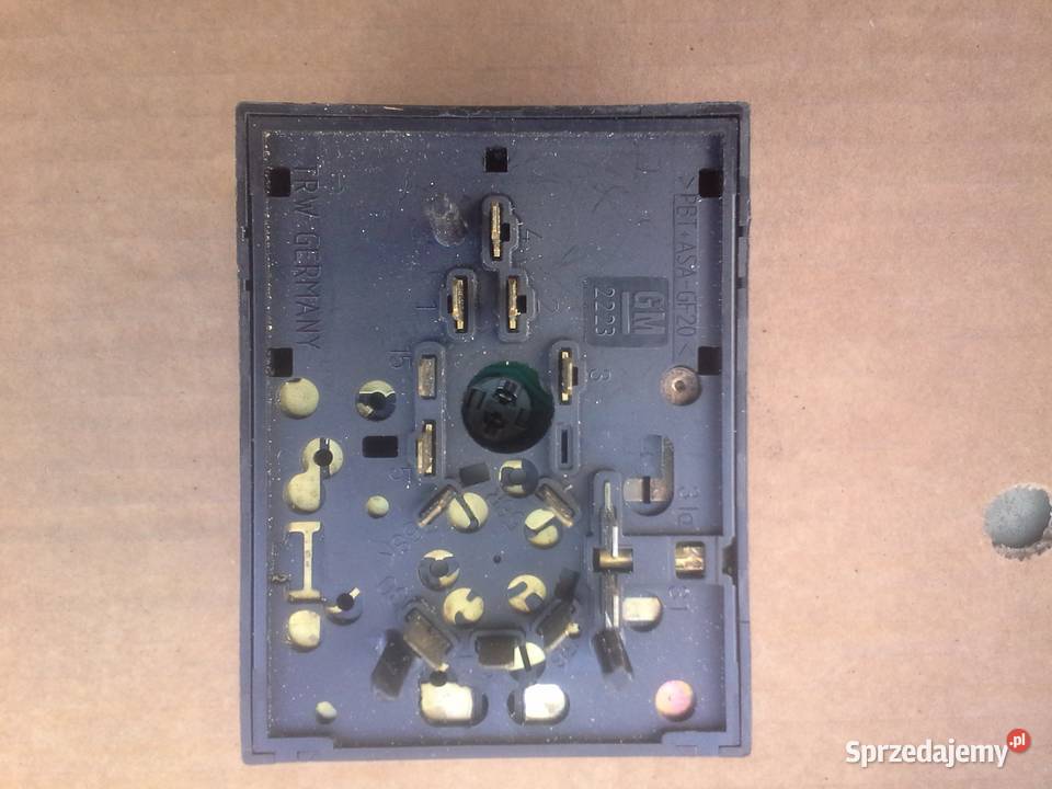 90561377 OPEL ASTRA II G ZAFIRA A przełącznik Dębno
