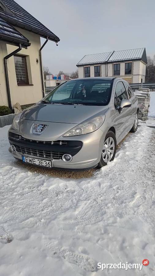 Peugeot 207 AUTOMAT przebieg 137000 panorama 207