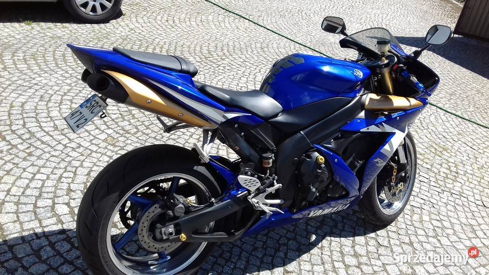 YAMAHA R1 Yamaha