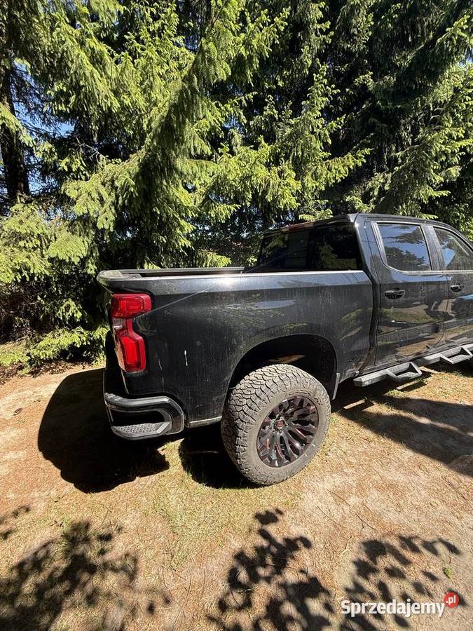 Paka błotnik tył Chevrolet Silverado 20192025