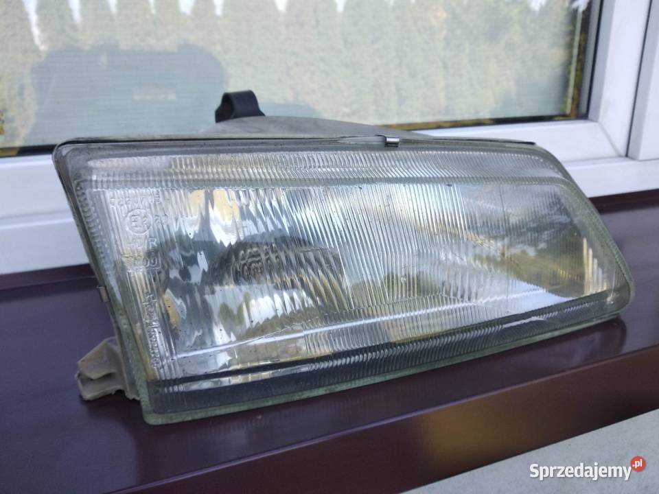 Peugeot 106 lampa przednia prawa reflektor przód Sieradz