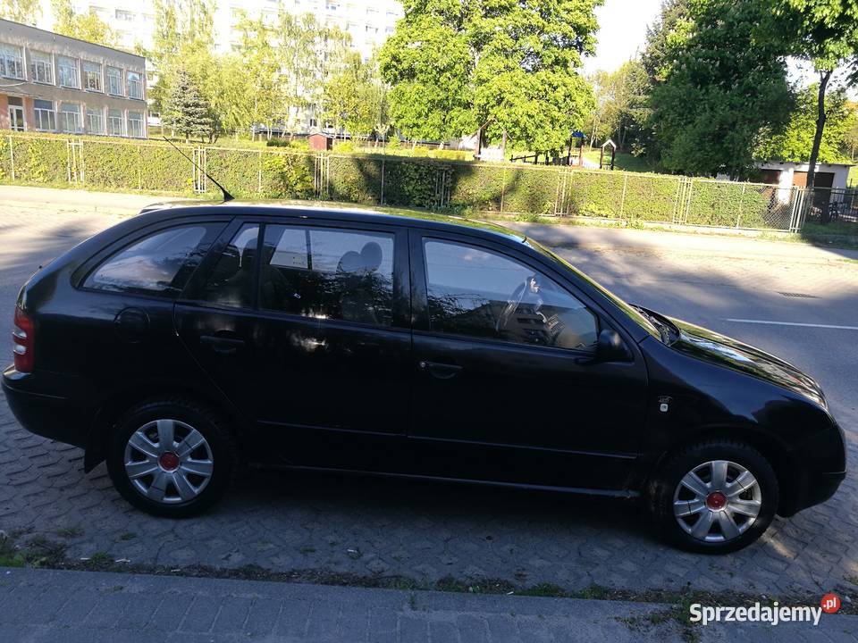 tania Ekonomiczna FABIA komb r2003 p12benz długo sprzedam