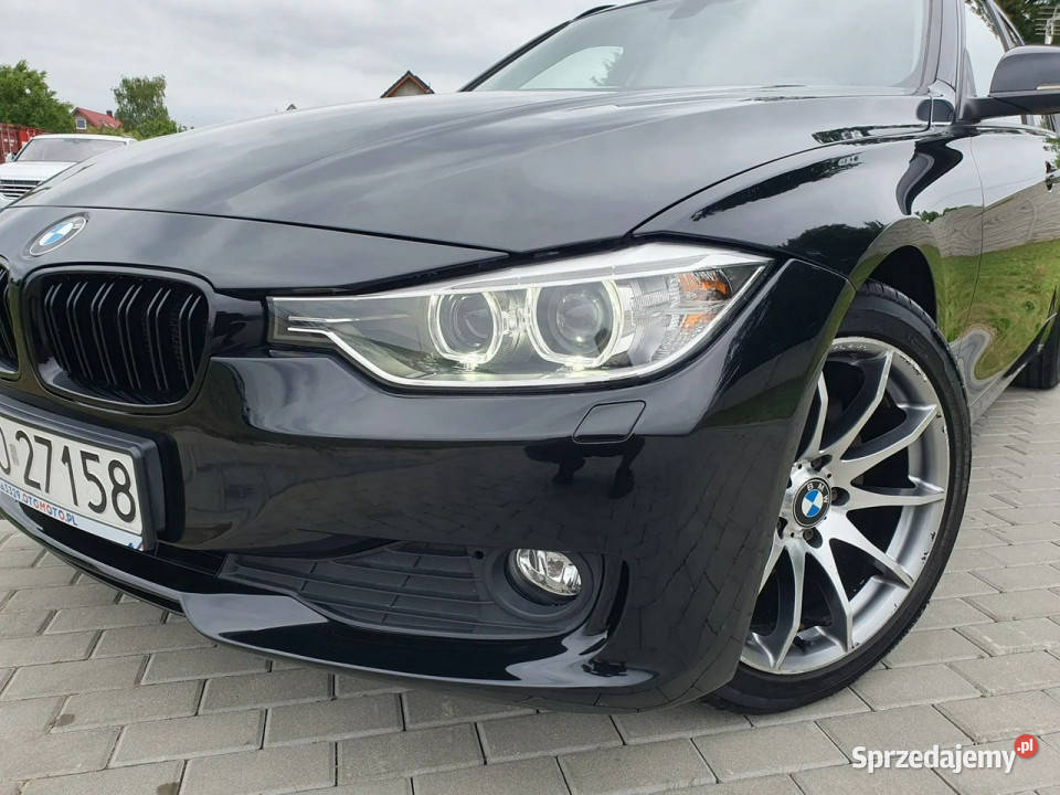 BMW Seria 3 320d 184 Bixenon Skóra Navi Sport Strobice