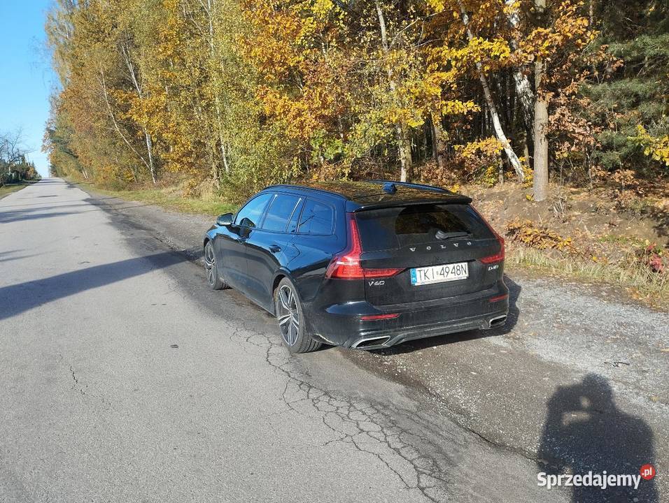 Volvo V60 RDesign D4 190 Automat HeadUp kamera komputer pokładowy Ćmińsk