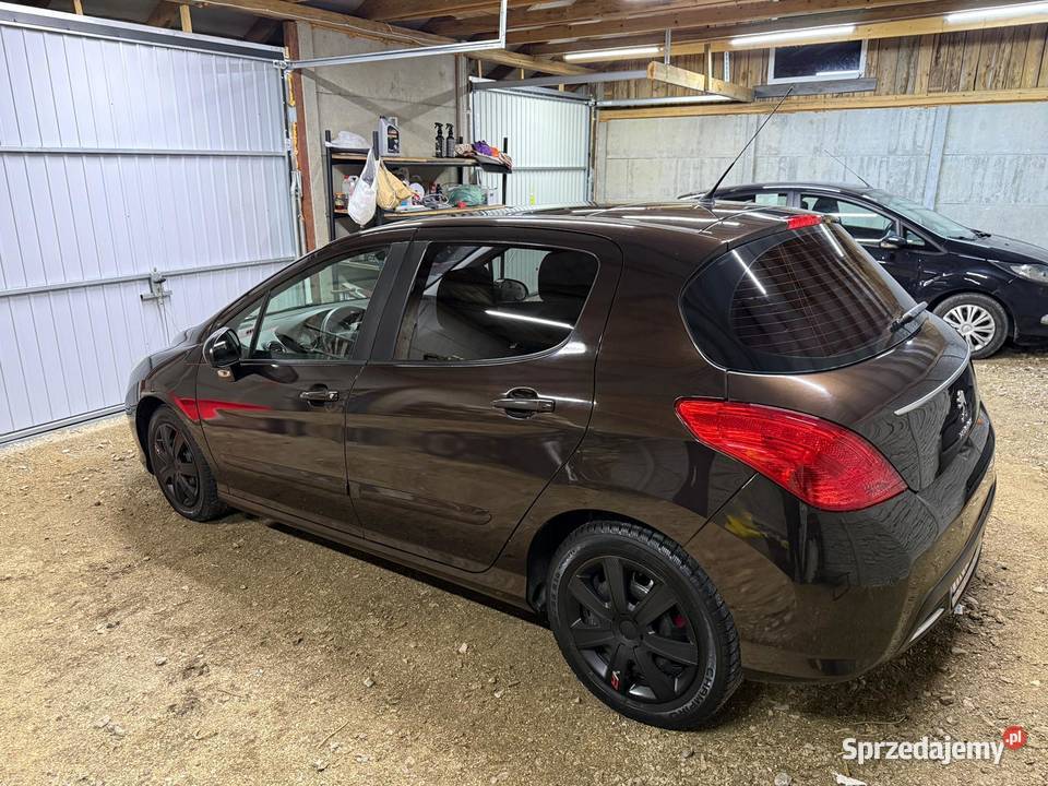 Peugeot 308 z silnikiem 16 benzyna benzyna Huta Nowa