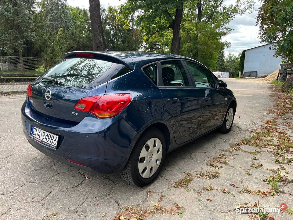 Opel Astra 17 CDTI