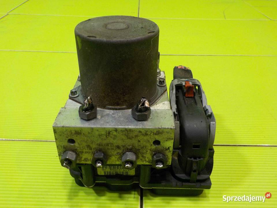 AUDI A4 B7 20 TDI 08r pompa ABS 8E061451