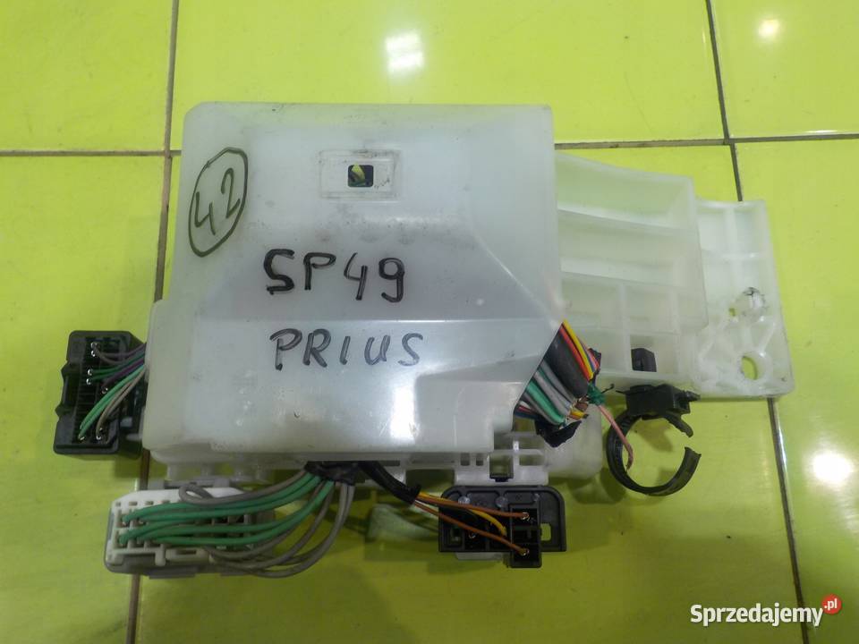 TOYOTA PRIUS III 10r 18 VVTI skrzynka mazowieckie