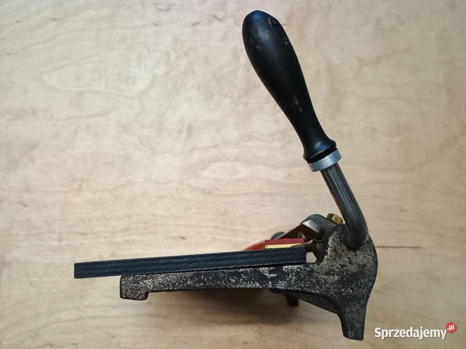 Stara gilotyna fotograficzna Lata 2030 XX w Częstochowa