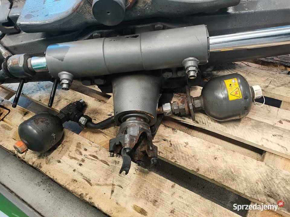Cylinder hydrauliczny skrętu Massey Ferguson Pozostałe Wilkowo sprzedam